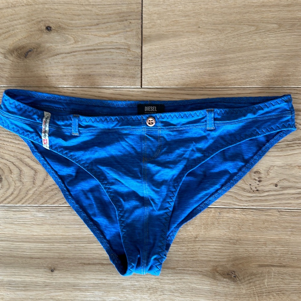 Diesel bikini bottom size 1